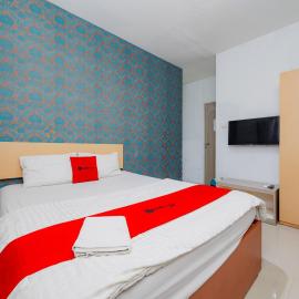 RedDoorz Syariah near Metropolitan Mall Bekasi, hotel in Bekasi