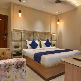 Hotel Maya Cottage' Newly Rebuilt 2026' Near New Delhi Railway Station & Connaught place, hotel in New Delhi