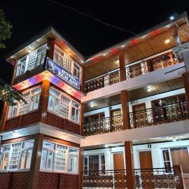 Hotel Ech Aar, Kargil, hotel v destinácii Kargil