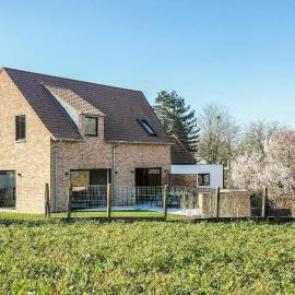 5 Bedroom Beautiful Home In Oudenaarde