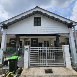 Razumi's Homestay 2, ξενοδοχείο σε Arau