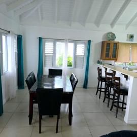 PaPaya Villa - Coolshade - Richmond Estate - Pool Access, Hotel in Richmond