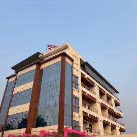 Royal Night Hotel & Resort, hotel a Gaya