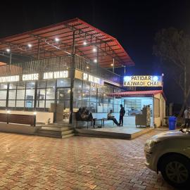 Hotel Bandhan, hotel v destinácii Himatnagar
