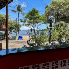 Apartamento na Orla com Vista para o Mar
