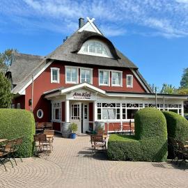 Haus am Kiel, hotel v destinaci Ahrenshoop