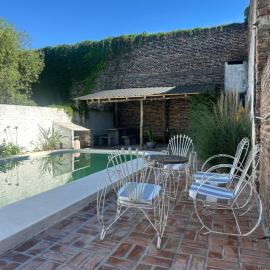 BichoNegro Hostel, hotel di Concordia