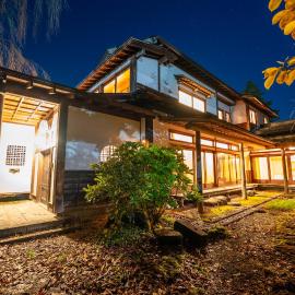 Stay and Discover Sanrakuso, hotell i Senboku