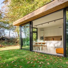 Glass Forest Cabin Holenduif I Privacy I 3BR Quiet, hotel em Oostkamp
