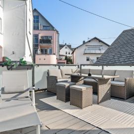 HOMEBASE am Schloss - Perfekt für Gruppen - 4 Apartments - 1 Haus, ξενοδοχείο σε Montabaur
