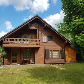 Chalet am Silbersee, hotel em Frielendorf