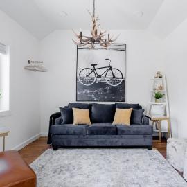 Camas में, होटल Urban Tiny House near Portland & Columbia Gorge