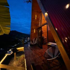 Glamping Villa JuanMa, Hotel in Salónica