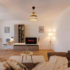 Central Apartment with Private Parking and Balcony