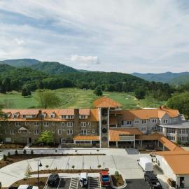 Waynesville Inn and Golf Club, Tapestry Collection by Hilton, Hotel in Waynesville