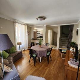 La Tour Cicon, hotel in Salins-les-Bains