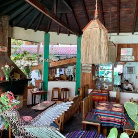 Le Petit Jardin, hotel in Baños