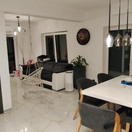 Wiktoria Apartament 70m2 - 6 osób، فندق في ميشلينيتسه