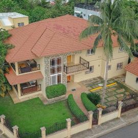 Spacious 8 Bedroom 10 Bath Villa THE CENTER of Sosua