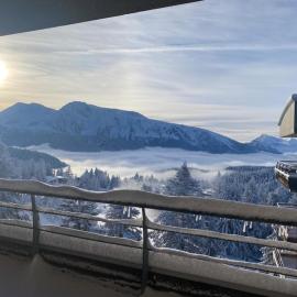 appartement ski aux pieds - 2 chambres - terrasse vue montagne - parking