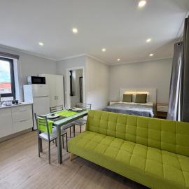 Maria s Guest House, By OP, hotel in Ponta Delgada