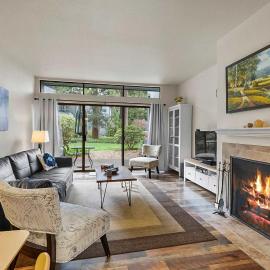 Ground Floor 2 bed Condo at Jacob's Landing, hotel in Blaine