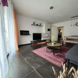 Moderne 3-Zimmer-Wohnung 6 Gäste U-Bahn zur Messe Parkplatz