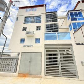 Delicado apartamento en villas naco: La Ciénaga şehrinde bir otel