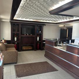 Home Suites, хотел в Тиф Ривър Фолс