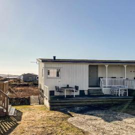 Cozy Home In Varberg With House Sea View