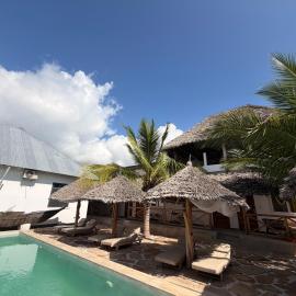 CoZanzi Home, khách sạn ở Jambiani