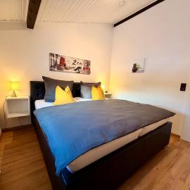 Ferienhaus an der Elbe im Feriendorf Altes Land, Hotel in Hollern-Twielenfleth