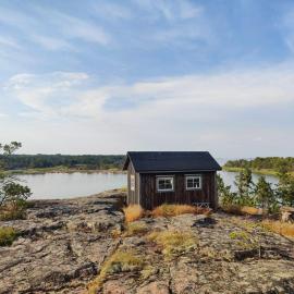 Glasbergsboden, Off-Grid on an island, hotel i Saltvik