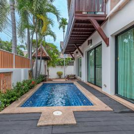 Thai Home 3B Pool villa Near Hollywood