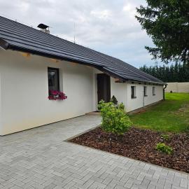 Chalupa uprostred niceho, hotel in Hlinsko