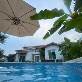yeongjong garden on the hill near icn free pick up from arex sta, Hotel in Samgong