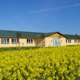 Haus Gänsefarm - Ihre Monteurs Wohnung -, hotel in Husby