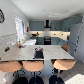 Spacious 4 Bed Canterbury Home Free Parking & Garden
