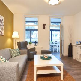 Haus am Meer, Wintergarten-App 5, 1 SZ, strandnah by Unsere Urlaubszeit, hotel in Ostseebad Sellin