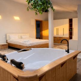 Nesto Rooms, hotel in Sighetu Marmaţiei
