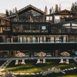 Jufenalm BOHO & Wellnesshotel, hotel a Maria Alm am Steinernen Meer
