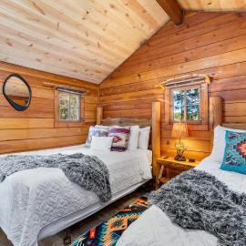 Red Rock Cabin- Black Hills Retreat, Hotel in Rapid City