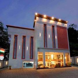 Viesnīca Hotel Indraprastha Karunagapally pilsētā Panmana