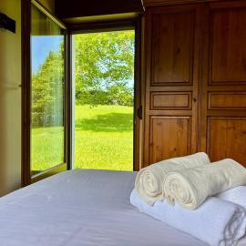Chalet con jardín junto a playas, Hotel in Colunga