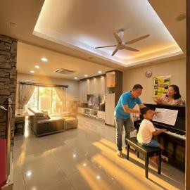 Sekinchan Spacious 2 and Half Storey Homestay 100m Walk to KFC 7 Eleven 24hr Clinic KTV BBQ 适耕庄宽敞2层半民宿 100米到KFC 7 Eleven KTV BBQ