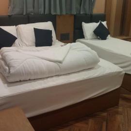 ALFRESCO GRAND HILL RESORT Kolakham, ξενοδοχείο σε Lava