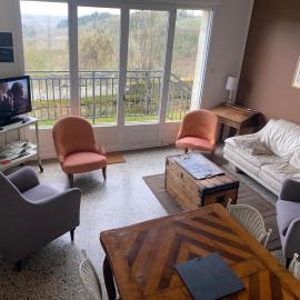 Le clin d'oeil de la vallée IDEAL POUR TRAVAILLEURS, hotel u gradu Ambrief