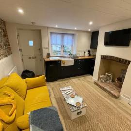 Haven Cottage Cromer, located moments from the beach, hotel in Cromer