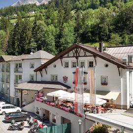 Posthotel Strengen am Arlberg, hótel í Strengen