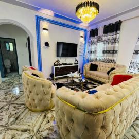Khalifa luxury guest house Mbalgong 3